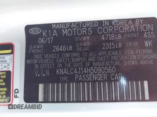 2017 Kia Cadenza Limited with VIN KNALC4J14H5090560, listed as a IAAI auction lot 41133962 with 108,113 mi miles. Bid and sale history available at carsss.com. Image 9.