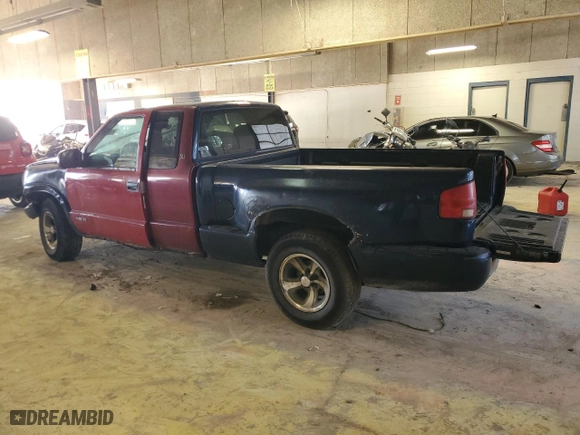 2001 Chevrolet S-10 with VIN 1GCCS195518142486, listed as a Copart auction lot 47728585 with 0 mi miles and Non Repairable. Bid and sale history available at carsss.com. Image 2.