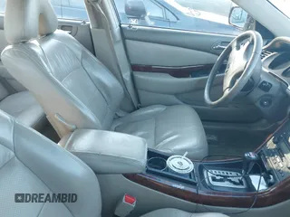 2003 Acura TL Type S with VIN 19UUA56863A082597, listed as a IAAI auction lot 41280414 with 228,892 mi miles. Bid and sale history available at carsss.com. Image 5.