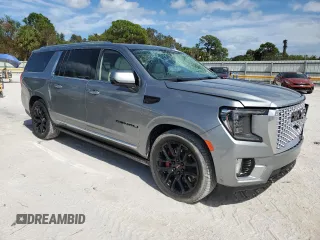 2024 GMC Yukon XL Denali with VIN 1GKS2JKL4RR226295, listed as a Copart auction lot 76113274 with 6,676 mi miles and Salvage Title. Bid and sale history available at carsss.com. Image 4.