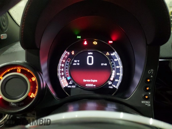 2017 FIAT 500 Abarth z VIN 3C3CFFFH4HT515419, wystawiony jako Copart lot #88055005 z przebiegiem 43 302 mil mil oraz Szkody całkowita. Historia ofert i sprzedaży dostępna na DreamBid. Obrazek 9.