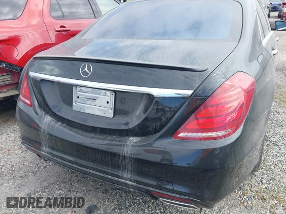 2015 Mercedes-Benz S-Class S 550 with VIN WDDUG8CB5FA133287, listed as a IAAI auction lot 41652775 with 55,788 mi miles. Bid and sale history available at carsss.com. Image 17.