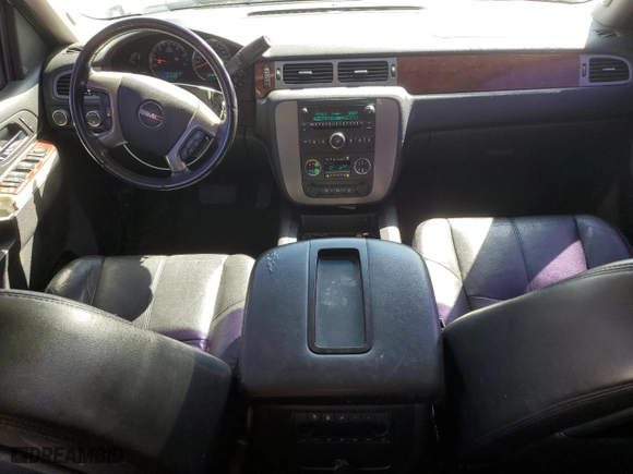2013 GMC Yukon XL SLT with VIN 1GKS2KE79DR173171, listed as a Copart auction lot 50618815 with 251,794 mi miles and Salvage Title. Bid and sale history available at carsss.com. Image 8.