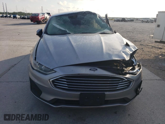 2020 Ford Fusion SE with VIN 3FA6P0HDXLR143531, listed as a Copart auction lot 55091345 with Not provided miles and Salvage title. Bid and sale history available at DreamBid. Image 5.
