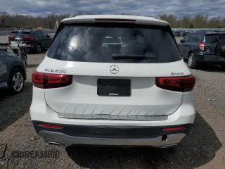 2021 Mercedes-Benz GLB 250 z VIN W1N4M4HB5MW128121, wystawiony jako Copart lot #52892965 z przebiegiem 52 817 mil mil oraz Szkoda całkowita • Salvage title. Historia ofert i sprzedaży dostępna na DreamBid. Obrazek 6.