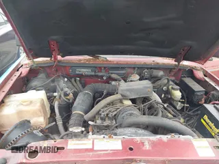 1997 Ford Ranger XLT z VIN 1FTCR10A3VPB61037, wystawiony jako IAAI lot #42298984 z przebiegiem 123 429 mil mil oraz . Historia ofert i sprzedaży dostępna na DreamBid. Obrazek 10.
