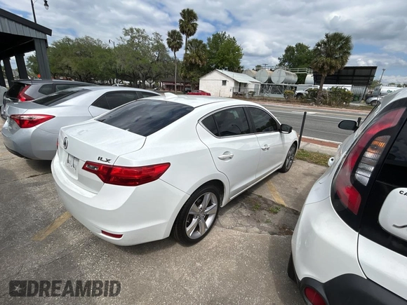2015 Acura ILX with VIN 19VDE1F37FE000998, listed as a Copart auction lot 52820865 with 140,074 mi miles and Clean Title. Bid and sale history available at carsss.com. Image 4.