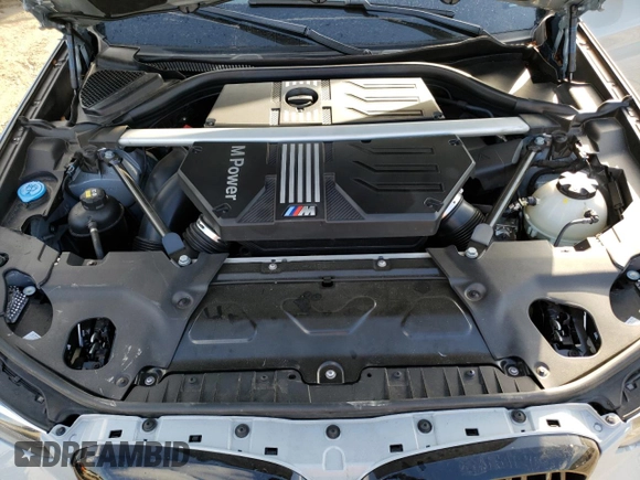 2022 BMW X3 M z VIN 5YM13EC01N9L57914, wystawiony jako Copart lot #38498483 z przebiegiem 17 261 mil mil oraz Szkoda całkowita • Salvage title. Historia ofert i sprzedaży dostępna na DreamBid. Obrazek 12.