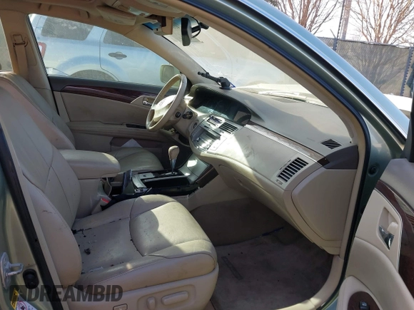 2010 Toyota Avalon XL with VIN 4T1BK3DB9AU354427, listed as a IAAI auction lot 41614018 with Not Provided miles and . Bid and sale history available at carsss.com. Image 5.