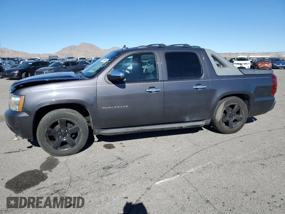 2011 Chevrolet Avalanche LS with VIN 3GNMCEE00BG214572, listed as a Copart auction lot 79878464 with 191,116 mi miles and Salvage Title. Bid and sale history available at carsss.com. Image 1.