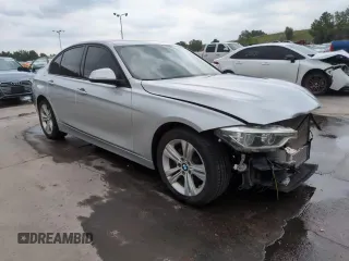 2016 BMW 3 Series 328i xDrive с VIN WBA8E3G55GNU04932, выставлен на аукционе Copart как лот 62412935 с пробегом 151 989 миль миль и Списание • Salvage title. История ставок и продаж доступна на DreamBid. Изображение 14.