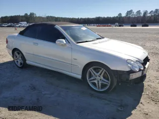 2009 Mercedes-Benz CLK 350 z VIN WDBTK56F99T103850, wystawiony jako Copart lot #45196015 z przebiegiem 125 692 mil mil oraz Szkoda całkowita • Salvage title. Historia ofert i sprzedaży dostępna na DreamBid. Obrazek 4.