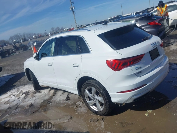 2020 Audi Q3 Premium with VIN WA1AECF31L1098425, listed as a IAAI auction lot 41640806 with 100,462 mi miles and . Bid and sale history available at DreamBid. Image 14.