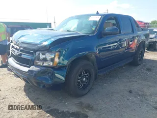 2007 Chevrolet Avalanche LTZ z VIN 3GNFK12367G124840, wystawiony jako IAAI lot #42222824 z przebiegiem 210 763 mil mil oraz . Historia ofert i sprzedaży dostępna na DreamBid. Obrazek 2.
