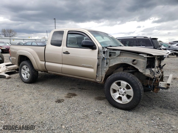 2005 Toyota Tacoma with VIN 5TEUU42N95Z033740, listed as a Copart auction lot 48152945 with 162,878 mi miles and Salvage Title. Bid and sale history available at carsss.com. Image 4.