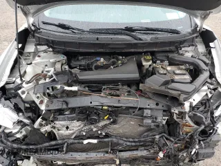 2017 Nissan Rogue SV with VIN KNMAT2MV3HP578478, listed as a Copart auction lot 52212015 with 81,886 mi miles and Salvage Title. Bid and sale history available at carsss.com. Image 13.