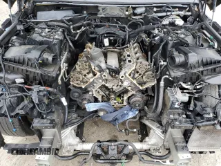2017 Land Rover Range Rover HSE z VIN SALGS2FV2HA353314, wystawiony jako Copart lot #55596165 z przebiegiem 85 126 mil mil oraz Szkoda całkowita • Salvage title. Historia ofert i sprzedaży dostępna na DreamBid. Obrazek 12.