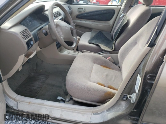 2000 Chevrolet Prizm z VIN 1Y1SK5280YZ405636, wystawiony jako Copart lot #41633235 z przebiegiem Nie podano mil oraz Nie do naprawy • Non repairable. Historia ofert i sprzedaży dostępna na DreamBid. Obrazek 7.
