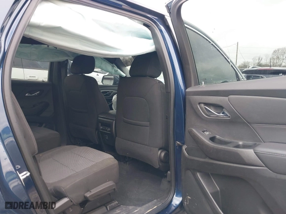 2023 Chevrolet Traverse LT Cloth with VIN 1GNERGKW6PJ300269, listed as a IAAI auction lot 41491965 with 39,052 mi miles. Bid and sale history available at carsss.com. Image 8.