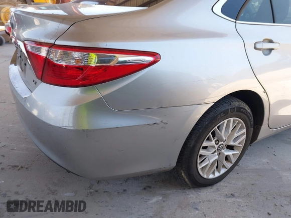 2017 Toyota Camry XLE with VIN 4T1BF1FK7HU631334, listed as a IAAI auction lot 42040087 with 116,728 mi miles. Bid and sale history available at carsss.com. Image 17.