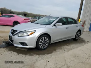 2017 Nissan Altima SV with VIN 1N4AL3AP2HC211791, listed as a Copart auction lot 51062005 with 122,216 mi miles and Salvage title. Bid and sale history available at DreamBid. Image 1.
