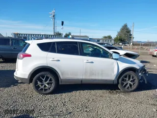 2017 Toyota RAV4 SE with VIN JTMJFREV8HJ154425, listed as a IAAI auction lot 41558304 with 1 mi miles. Bid and sale history available at carsss.com. Image 14.