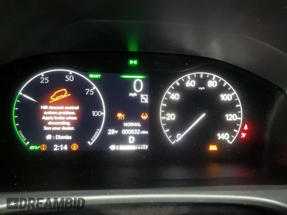 2025 Honda CR-V Sport Touring with VIN 2HKRS6H92SH808718, listed as a Copart auction lot 45447295 with 832 mi miles and Salvage Title. Bid and sale history available at DreamBid. Image 9.