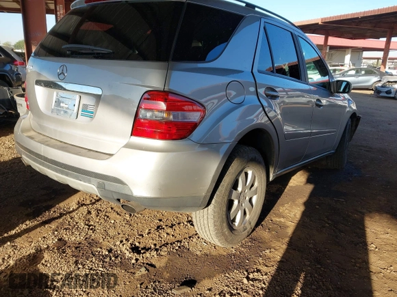 2006 Mercedes-Benz M 350 with VIN 4JGBB86EX6A098960, listed as a IAAI auction lot 41054350 with 175,855 mi miles and . Bid and sale history available at DreamBid. Image 4.