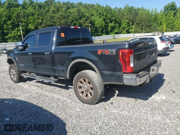 2017 Ford F-250 Lariat z VIN 1FT7W2BT6HEB84309, wystawiony jako Copart lot #57547225 z przebiegiem 150 467 mil mil oraz Szkoda całkowita • Salvage title. Historia ofert i sprzedaży dostępna na DreamBid. Obrazek 2.