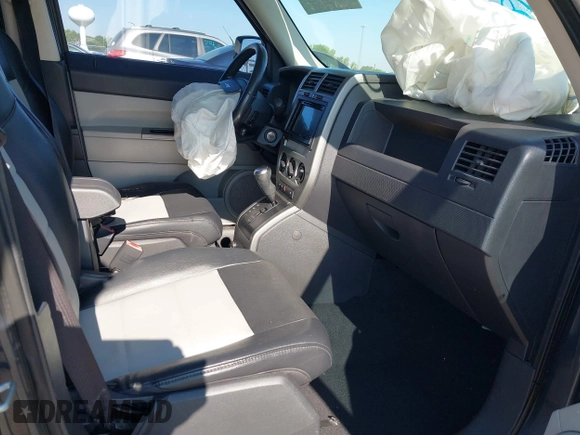 2007 Jeep Patriot Limited с VIN 1J8FF48W47D424723, выставлен на аукционе IAAI как лот 42266863 с пробегом 187 705 миль миль и . История ставок и продаж доступна на DreamBid. Изображение 5.
