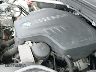 2017 BMW X3 sDrive28i с VIN 5UXWZ7C38H0V86410, выставлен на аукционе IAAI как лот 43357251 с пробегом 67 277 миль миль и . История ставок и продаж доступна на DreamBid. Изображение 20.