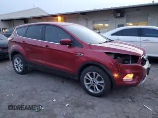 2017 Ford Escape SE with VIN 1FMCU9GD1HUC77223, listed as a Copart auction lot 89197455 with 80,566 mi miles and Non Repairable. Bid and sale history available at DreamBid. Image 4.