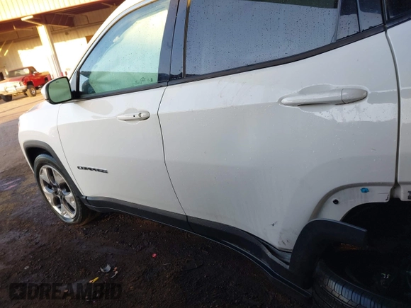 2021 Jeep Compass Limited with VIN 3C4NJCCBXMT559453, listed as a IAAI auction lot 41468643 with 92,963 mi miles. Bid and sale history available at carsss.com. Image 14.