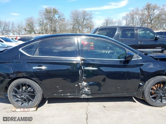 2014 Nissan Sentra SV with VIN 3N1AB7AP3EY216041, listed as a IAAI auction lot 41646043 with 132,008 mi miles. Bid and sale history available at carsss.com. Image 14.