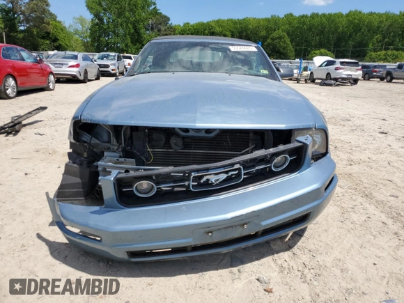 2006 Ford Mustang Standard with VIN 1ZVFT84N165257831, listed as a Copart auction lot 55526005 with 123,603 mi miles and Clean title. Bid and sale history available at DreamBid. Image 5.