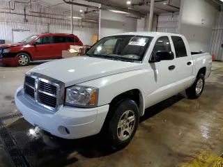 2006 Dodge Dakota SLT with VIN 1D7HE48J26S558587, listed as a Copart auction lot 49380935 with 177,950 mi miles and Salvage Title. Bid and sale history available at DreamBid. Image 1.