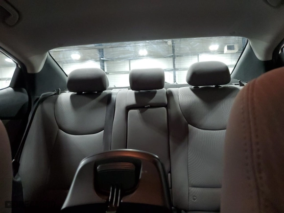 2015 Hyundai Elantra SE with VIN 5NPDH4AE4FH622477, listed as a Copart auction lot 53192965 with 128,641 mi miles and Clean Title. Bid and sale history available at carsss.com. Image 10.