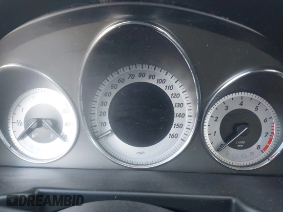 2013 Mercedes-Benz GLK 350 with VIN WDCGG8JB0DG047089, listed as a IAAI auction lot 41991336 with Not Provided miles and . Bid and sale history available at DreamBid. Image 7.