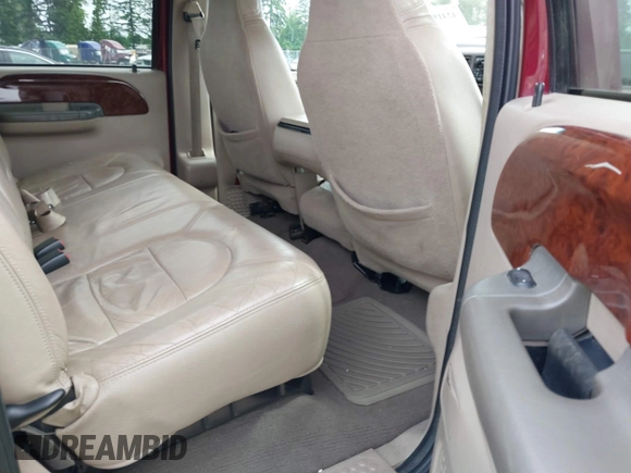 2000 Ford F-250 XL with VIN 1FTNW21S5YEE13482, listed as a IAAI auction lot 42418740 with 143,919 mi miles and . Bid and sale history available at DreamBid. Image 8.