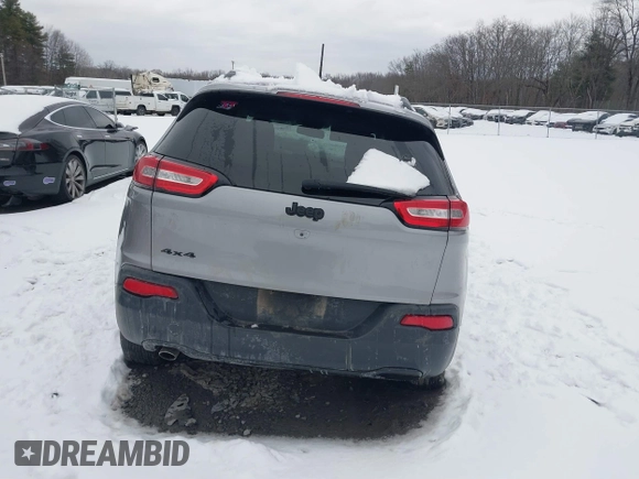 2018 Jeep Cherokee Latitude Tech Connect with VIN 1C4PJMCB3JD529713, listed as a IAAI auction lot 41007827 with 70,126 mi miles and . Bid and sale history available at DreamBid. Image 16.