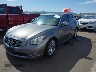 2013 Infiniti M37 with VIN JN1BY1AP3DM514462, listed as a IAAI auction lot 42141542 with 175,403 mi miles. Bid and sale history available at carsss.com. Image 17.