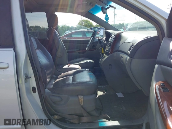 2004 Toyota Sienna XLE with VIN 5TDZA22C04S123985, listed as a IAAI auction lot 42173778 with 400,646 mi miles and . Bid and sale history available at carsss.com. Image 5.