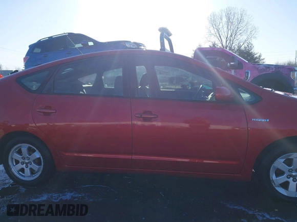2006 Toyota Prius with VIN JTDKB20U767064991, listed as a IAAI auction lot 41806227 with 197,166 mi miles. Bid and sale history available at carsss.com. Image 13.