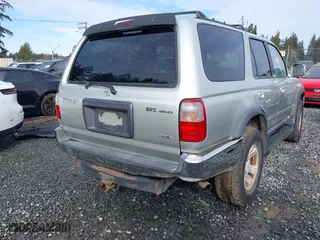 2000 Toyota 4Runner SR5 with VIN JT3HN86RXY0265047, listed as a IAAI auction lot 41641243 with 1 mi miles. Bid and sale history available at carsss.com. Image 6.