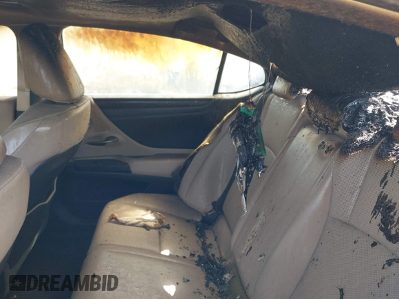 2021 Lexus ES 300h with VIN 58ADA1C19MU007427, listed as a IAAI auction lot 42683609 with Not provided miles and . Bid and sale history available at DreamBid. Image 8.