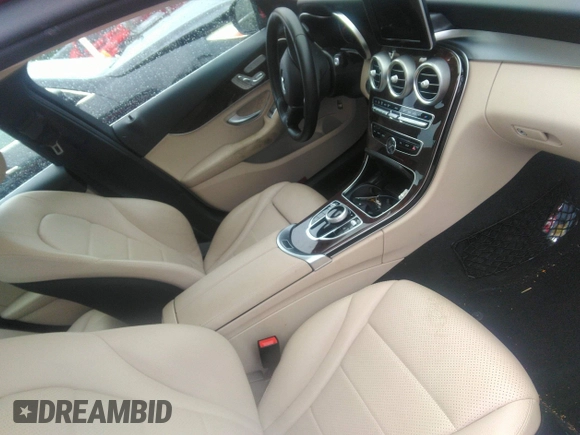 2017 Mercedes-Benz C 300 с VIN WDDWF4JB1HR236878, выставлен на аукционе IAAI как лот 42394056 с пробегом 67 243 миль миль и . История ставок и продаж доступна на DreamBid. Изображение 5.