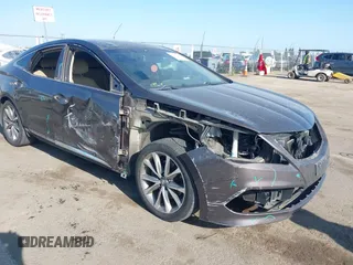 2015 Hyundai Azera with VIN KMHFG4JGXFA439603, listed as a IAAI auction lot 42157274 with 135,990 mi miles and . Bid and sale history available at carsss.com. Image 6.