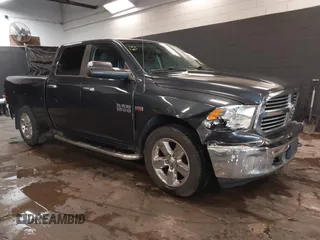 2015 Ram 1500 Big Horn z VIN 1C6RR7TT1FS610473, wystawiony jako IAAI lot #41554240 z przebiegiem 81 680 mil mil oraz . Historia ofert i sprzedaży dostępna na DreamBid. Obrazek 1.