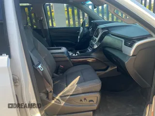 2016 GMC Yukon XL SLE with VIN 1GKS1FKC4GR126775, listed as a Copart auction lot 52828325 with 110,002 mi miles and Clean Title. Bid and sale history available at carsss.com. Image 5.