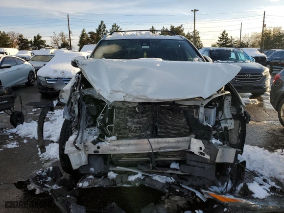 2019 Toyota Highlander SE with VIN 5TDJZRFH3KS943706, listed as a Copart auction lot 79907224 with 62,596 mi miles and Salvage Title. Bid and sale history available at carsss.com. Image 5.